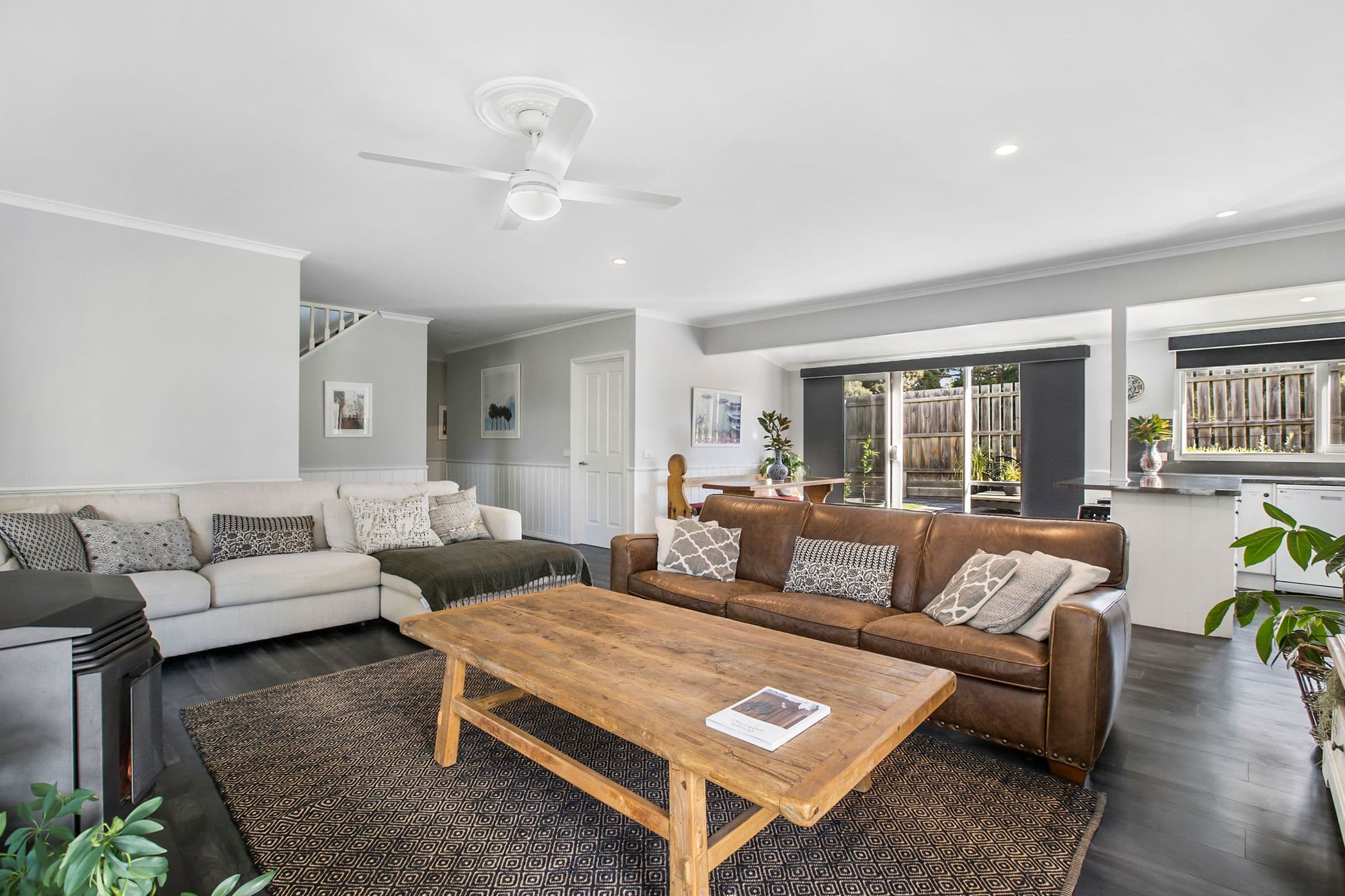 27 Forest Drive, Somerville, Somerville - Thumbnail 2