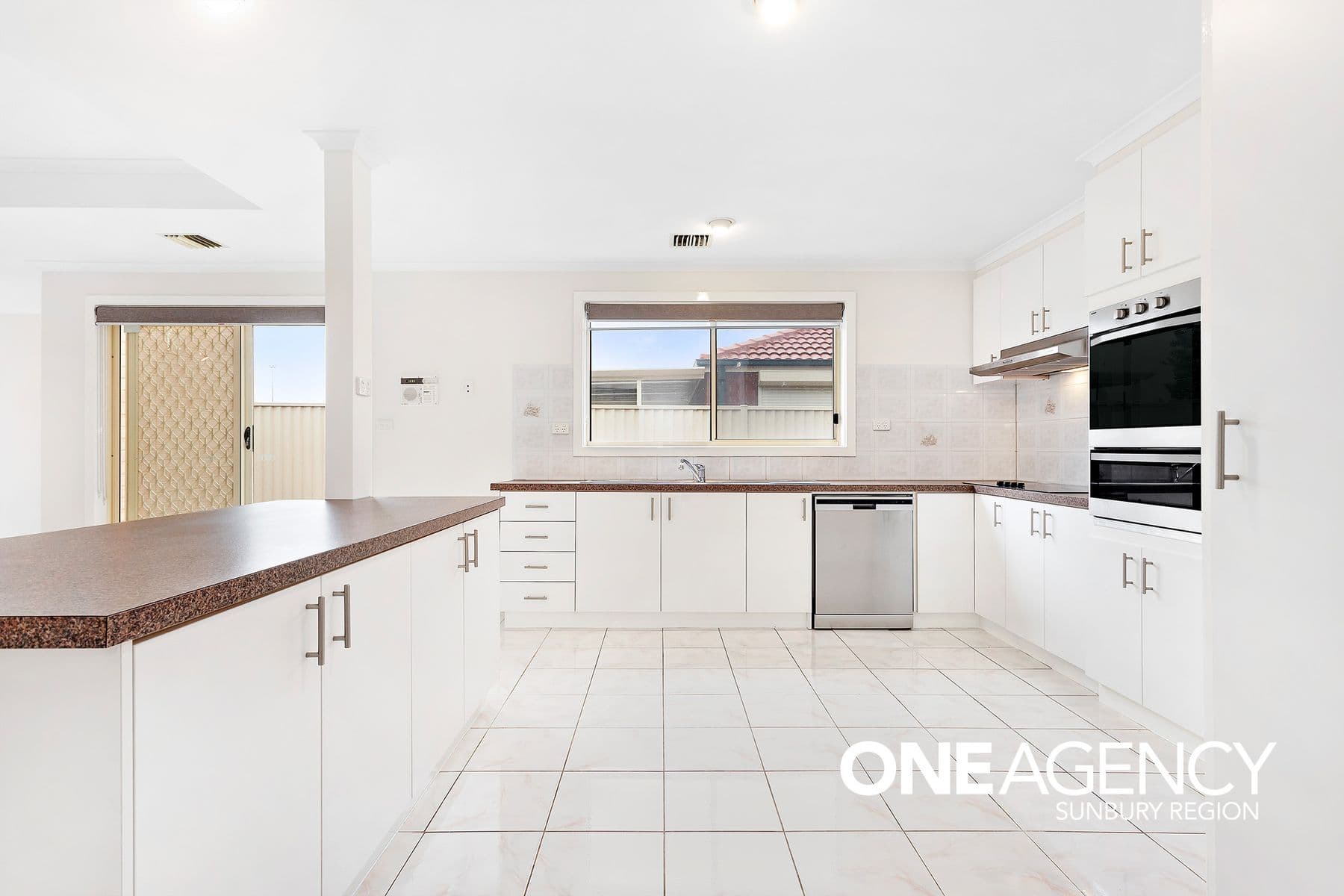 24 Xavier Court, Sunbury, Sunbury - Thumbnail 5