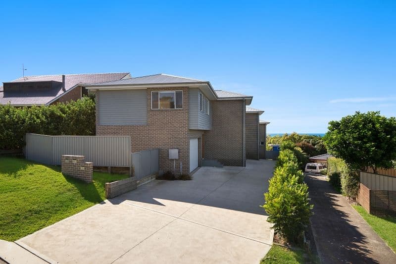 1/5 Coromont Drive, Red Head, Red Head - Image 1