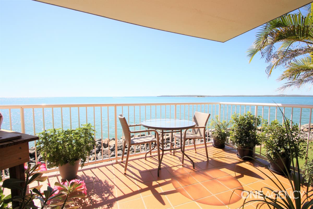 63/17 Buccaneer Drive, Urangan, Urangan - Image 1