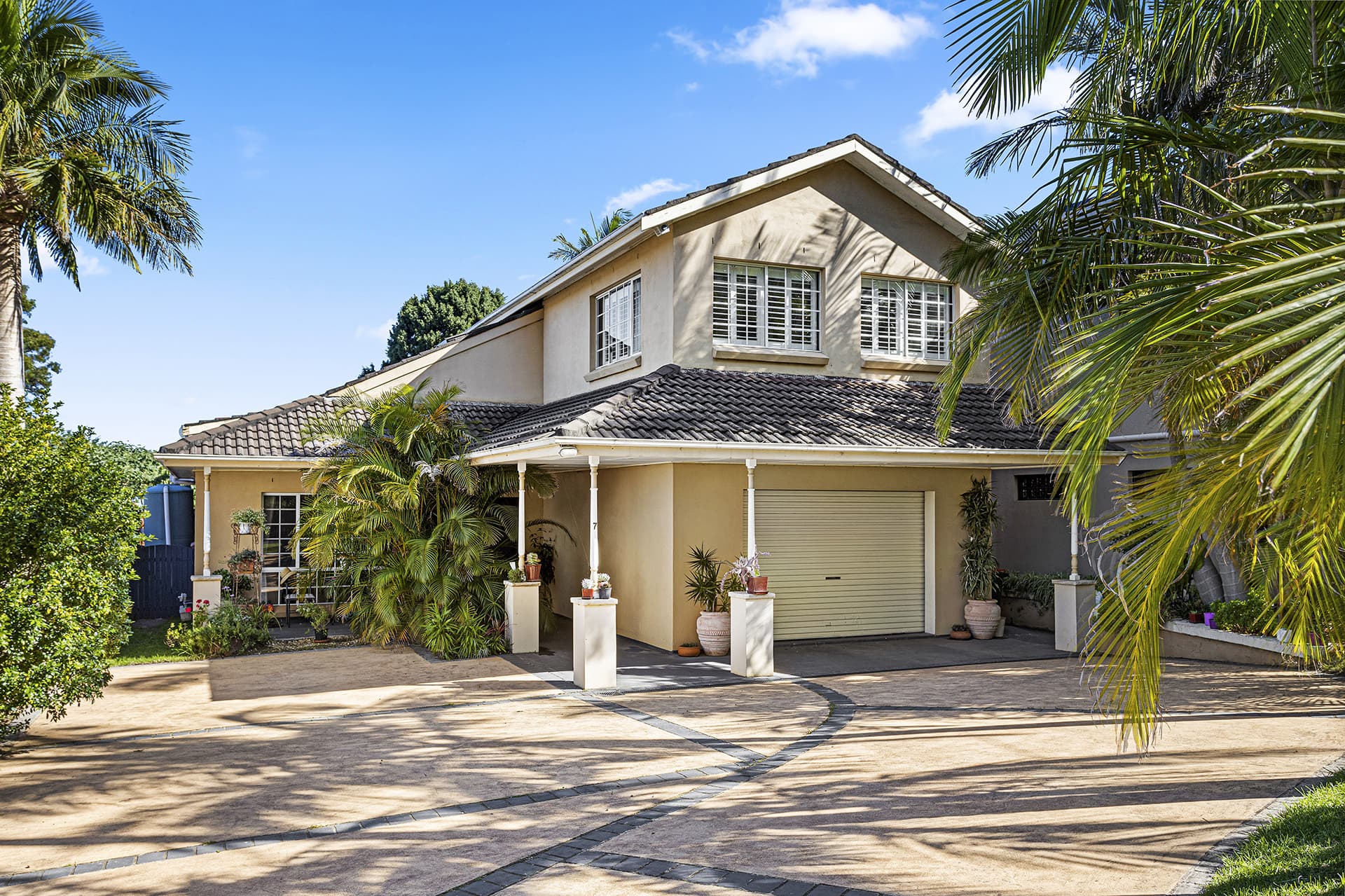 7 Nardoo Crescent, Thirroul, Thirroul - Thumbnail 2