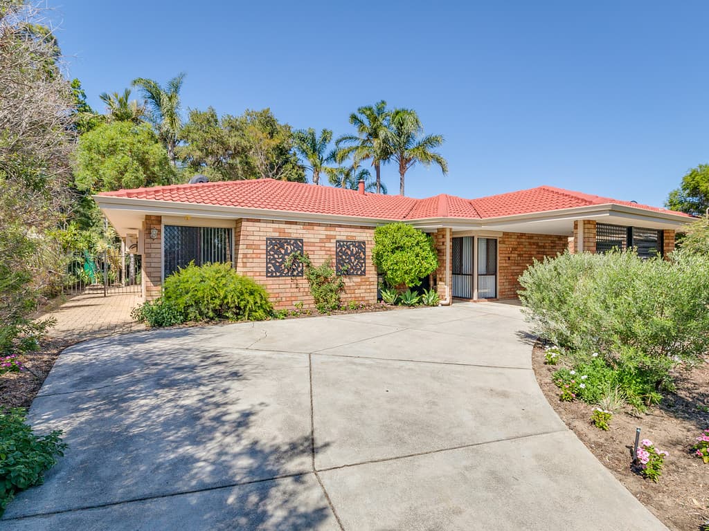 42 Murdoch Drive, Thornlie, Thornlie - Thumbnail 3
