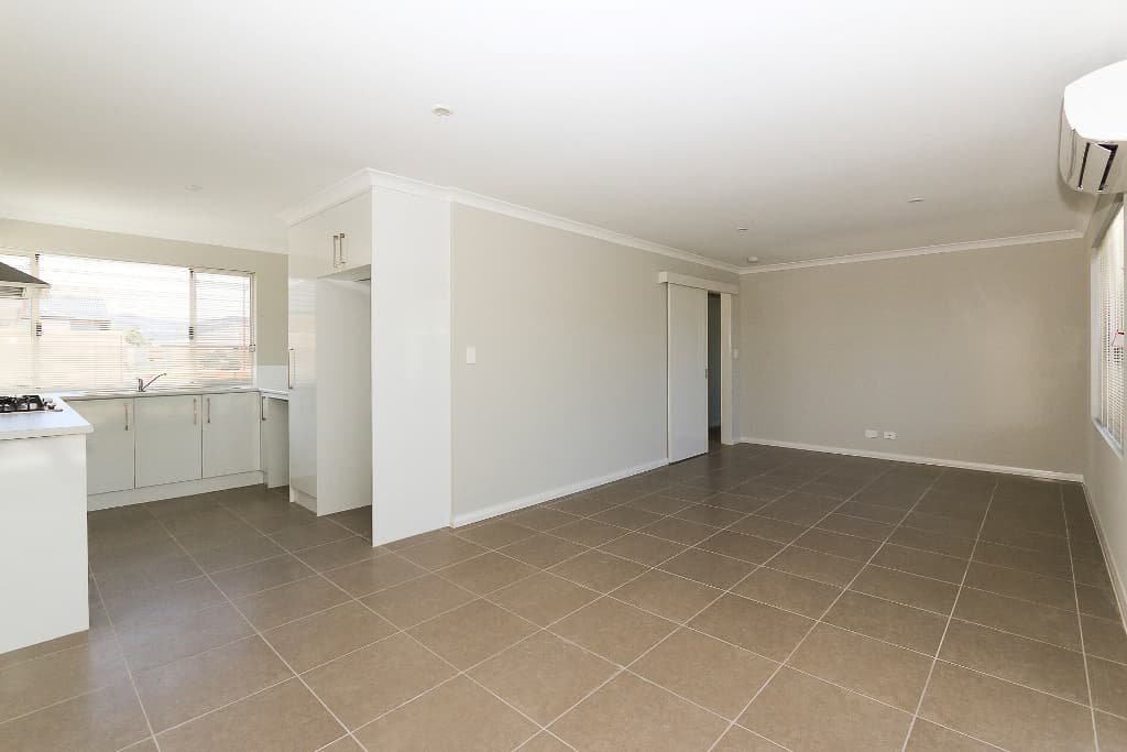 1/10 Engle Close, Maddington, Maddington - Thumbnail 2