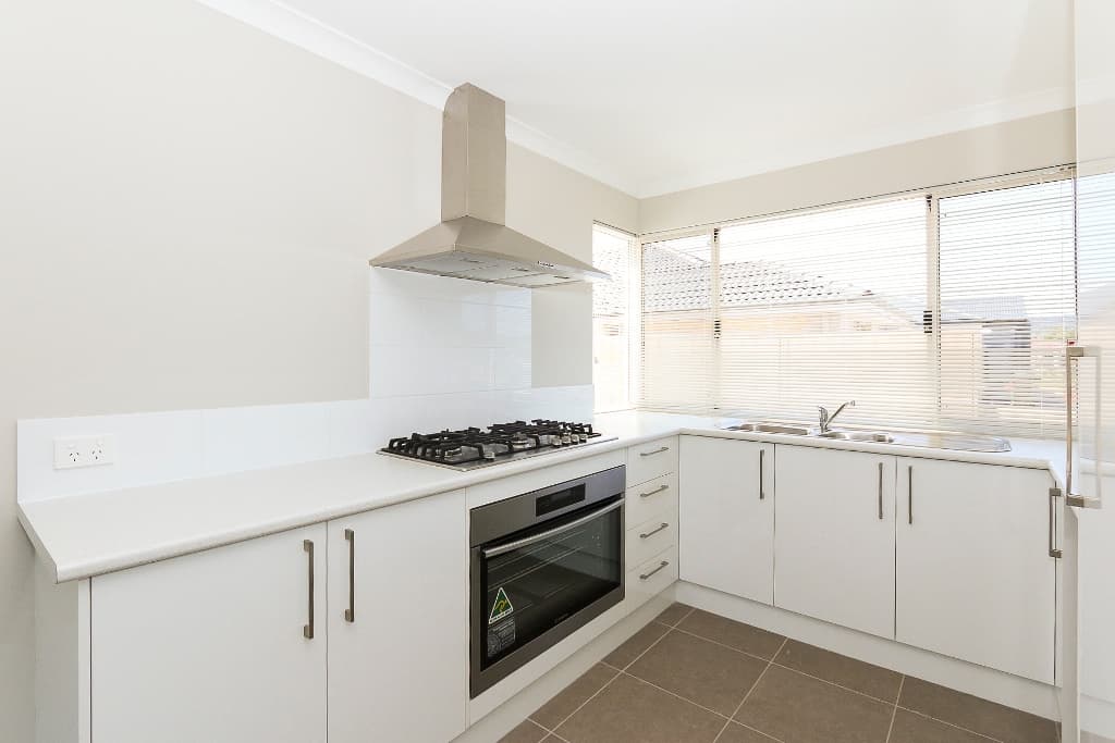 1/10 Engle Close, Maddington, Maddington - Image 1
