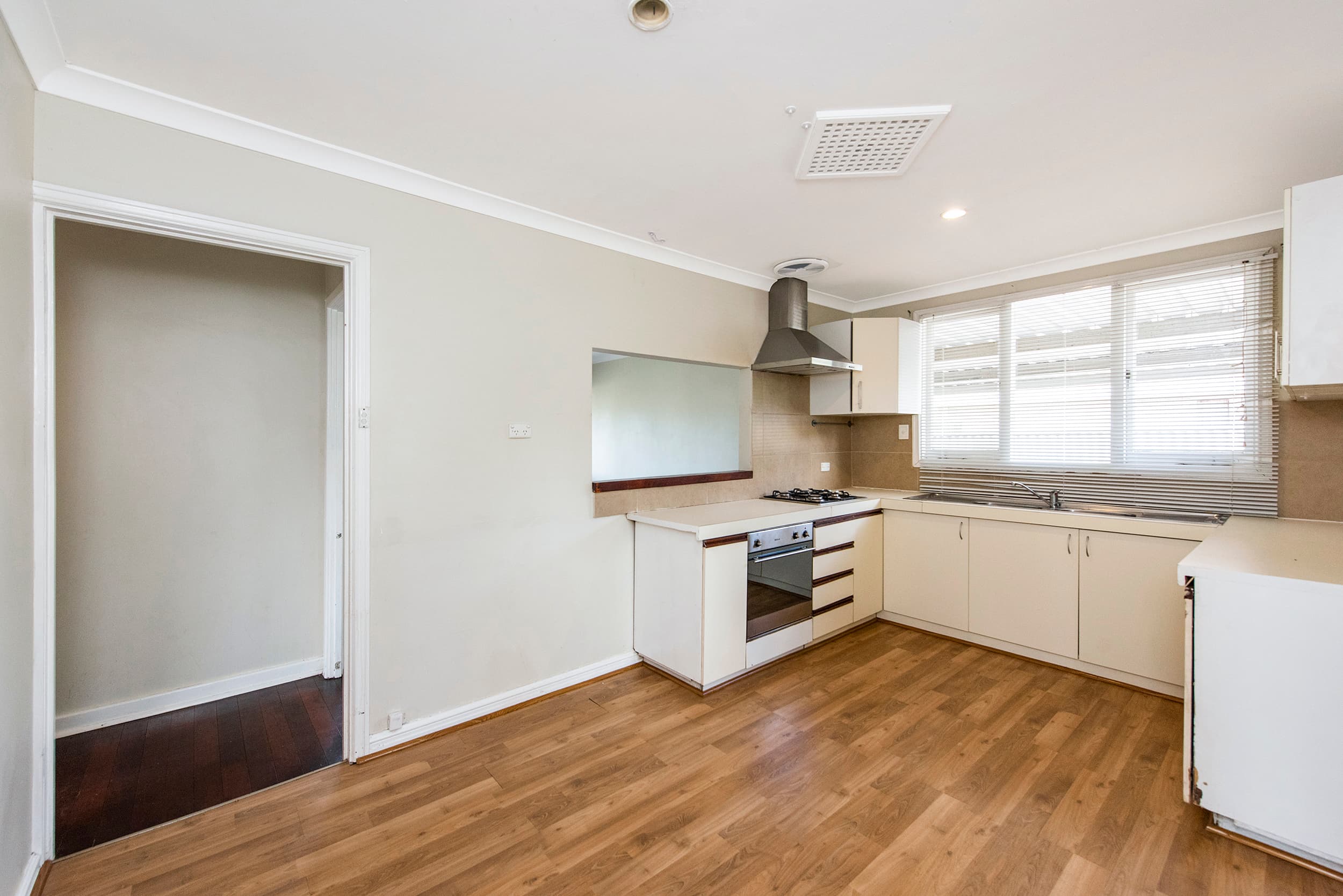 16 Birrel Place, Gosnells, Gosnells - Thumbnail 8