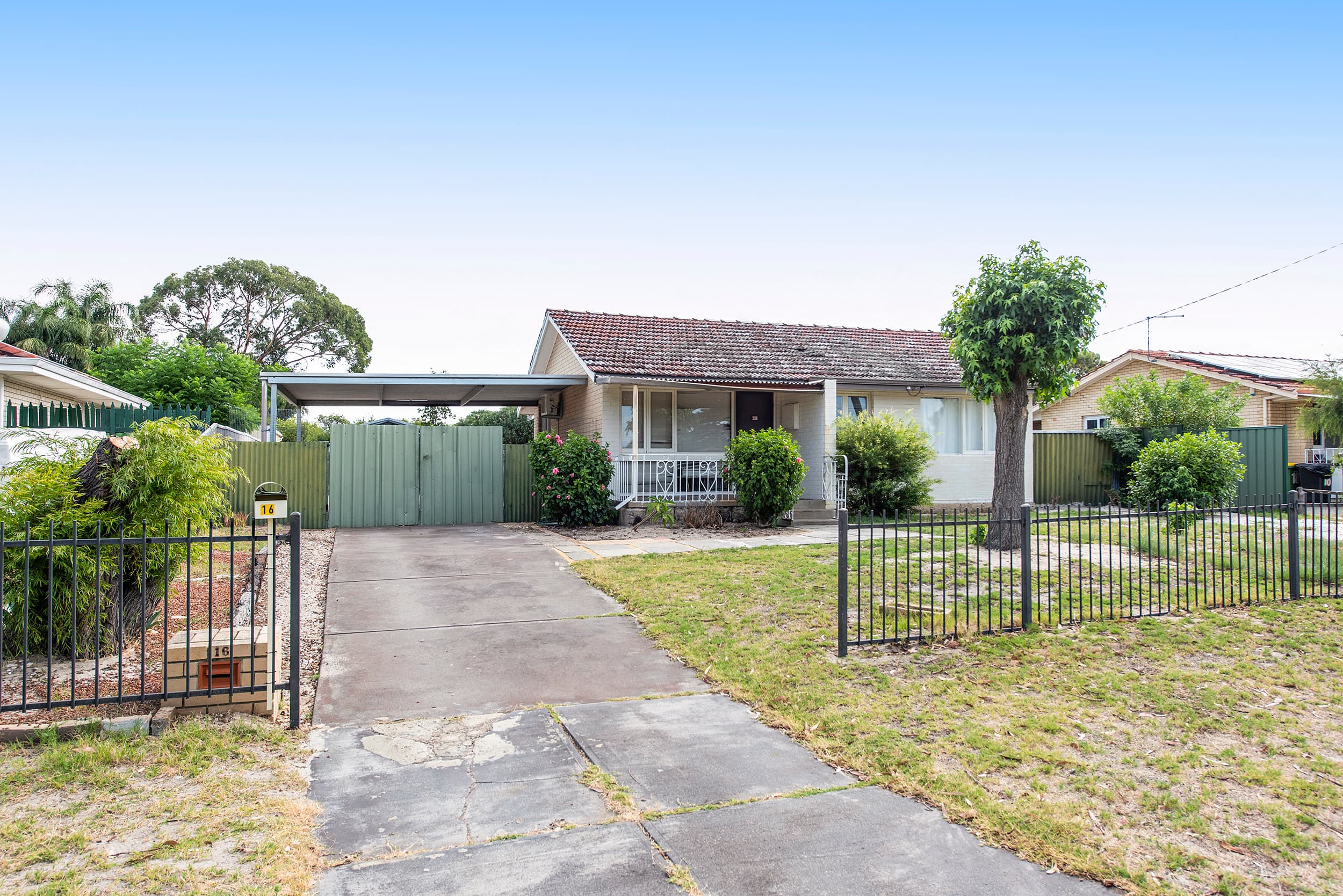 16 Birrel Place, Gosnells, Gosnells - Image 1