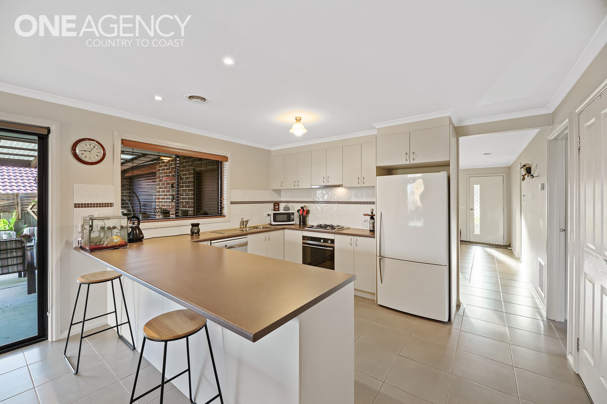 9 Hatfield Drive, Drouin, Drouin - Thumbnail 3