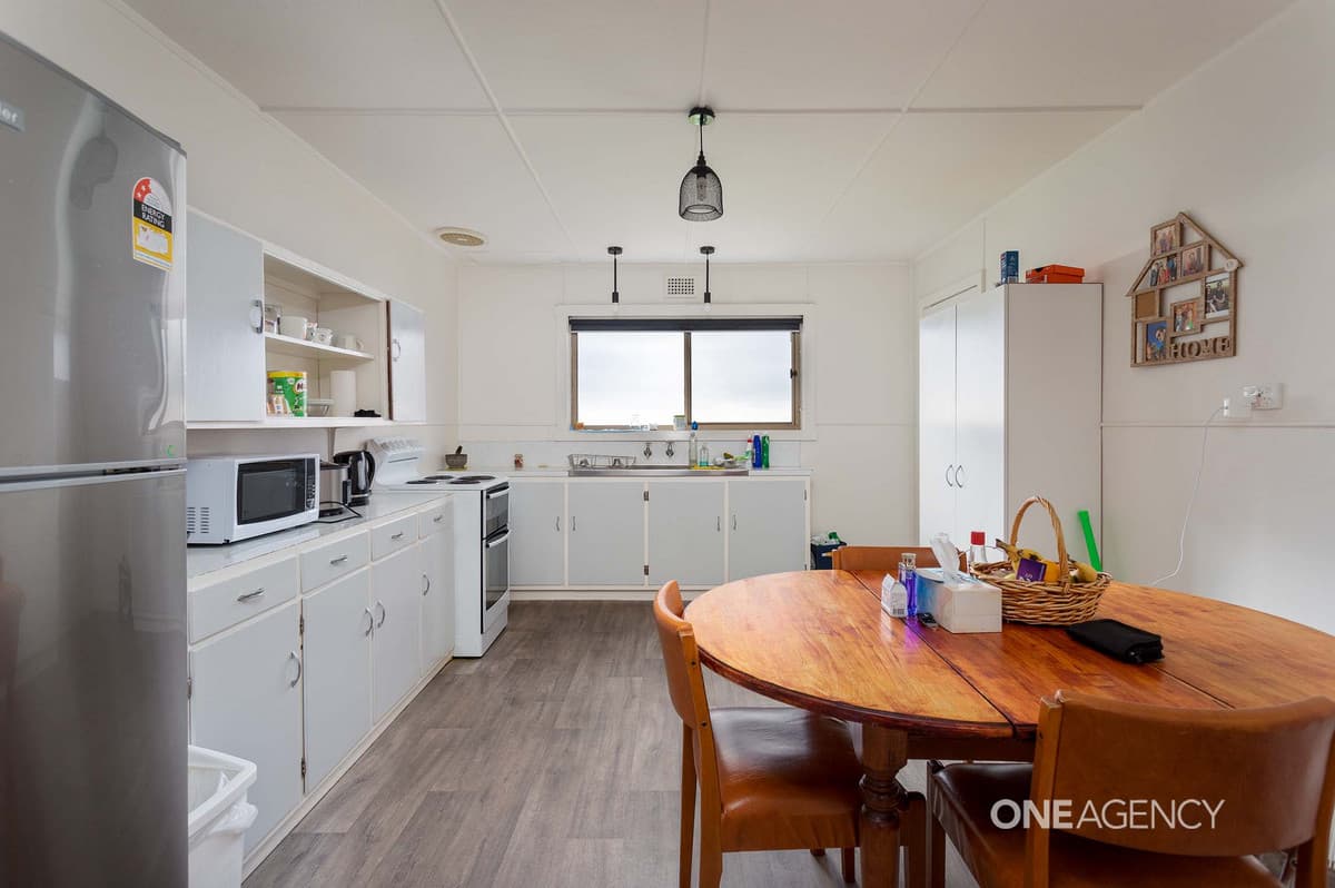 34 Grenville Street, Acton, Acton - Thumbnail 3