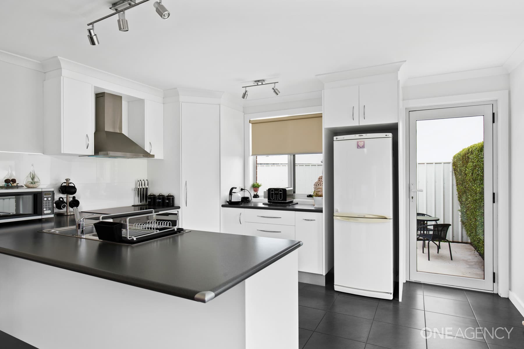 4/7-9 Eastfield Drive, Newnham, Newnham - Thumbnail 8