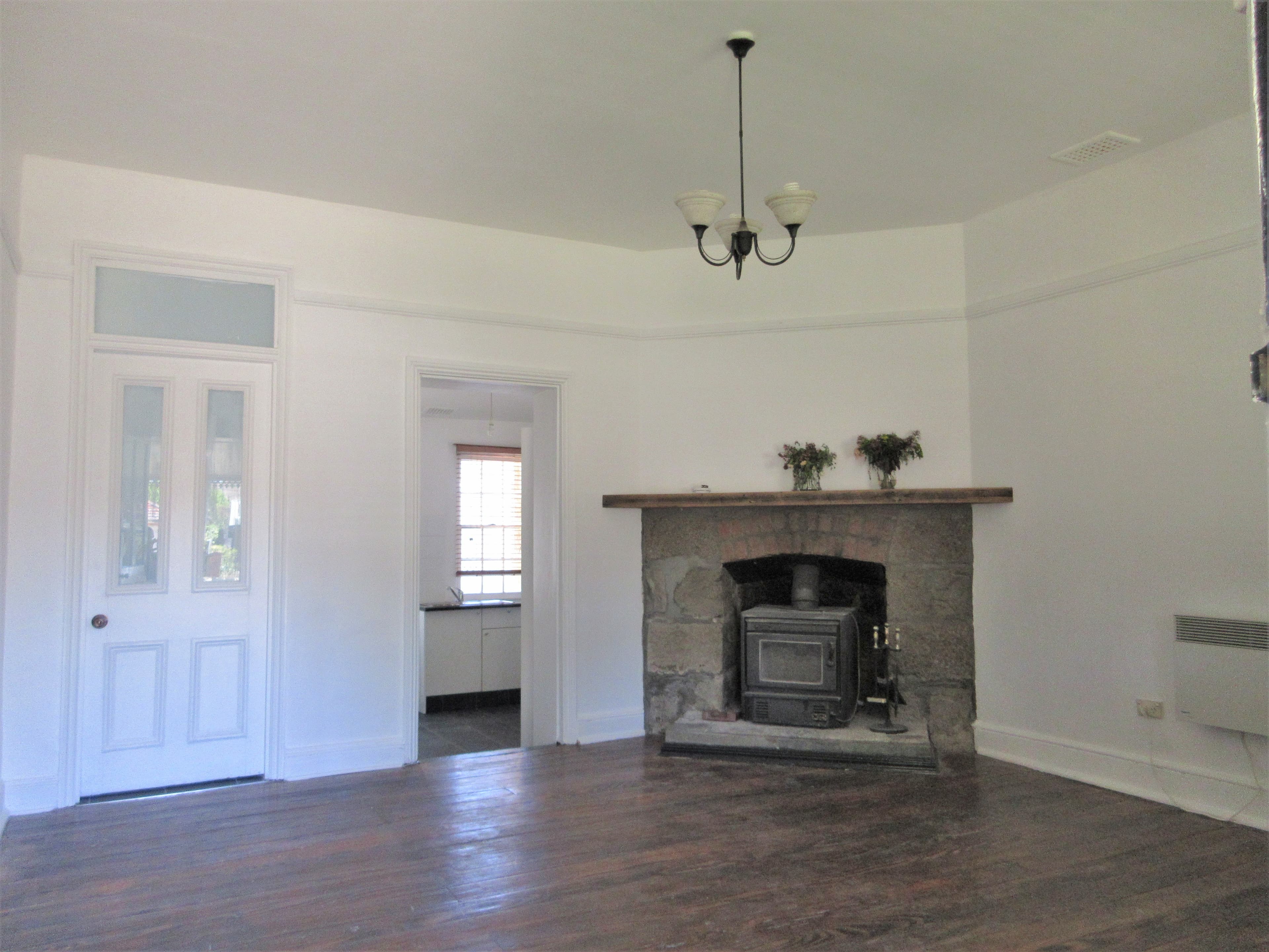 31 Victoria Street, Cooma, Cooma - Thumbnail 4