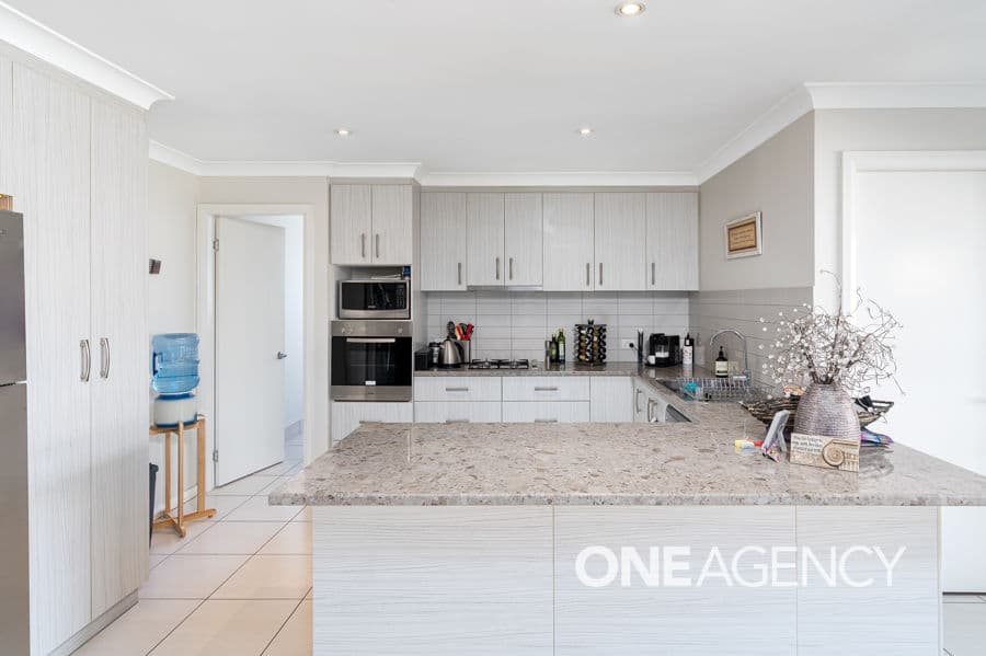 19 MIRRUL Street, Glenfield Park, Glenfield Park - Thumbnail 4