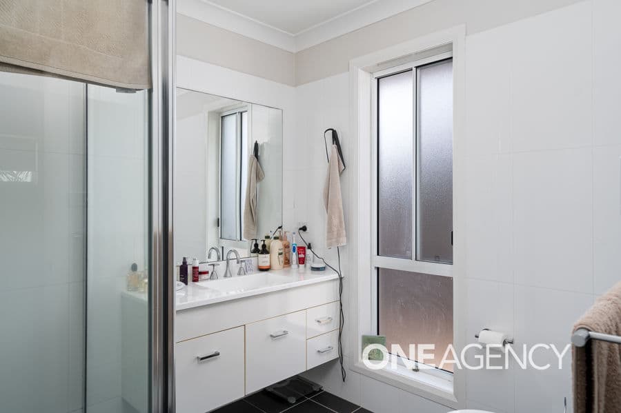 19 MIRRUL Street, Glenfield Park, Glenfield Park - Thumbnail 7