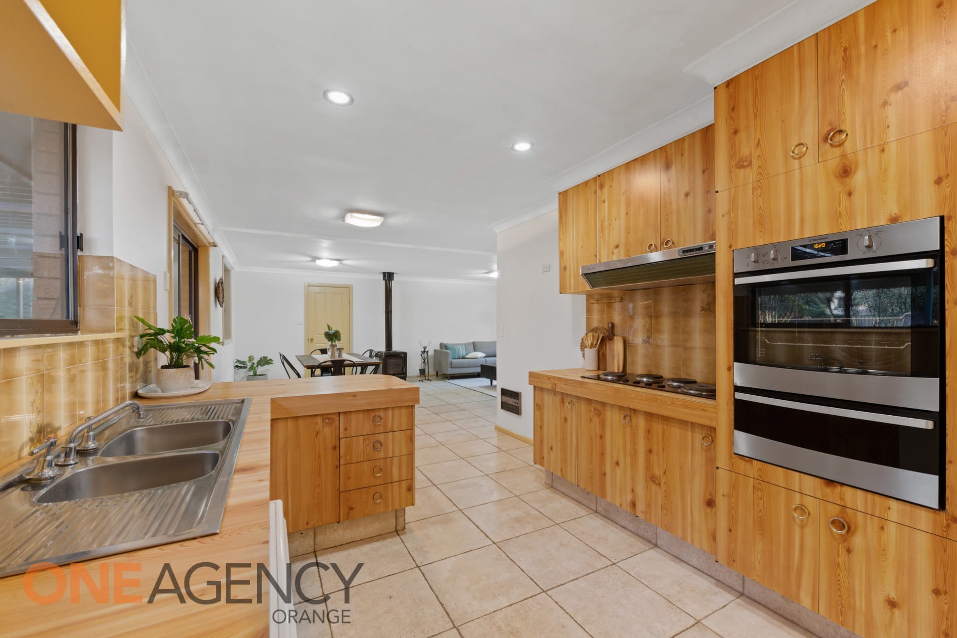 3 Brooke Place, Orange, Orange - Thumbnail 3