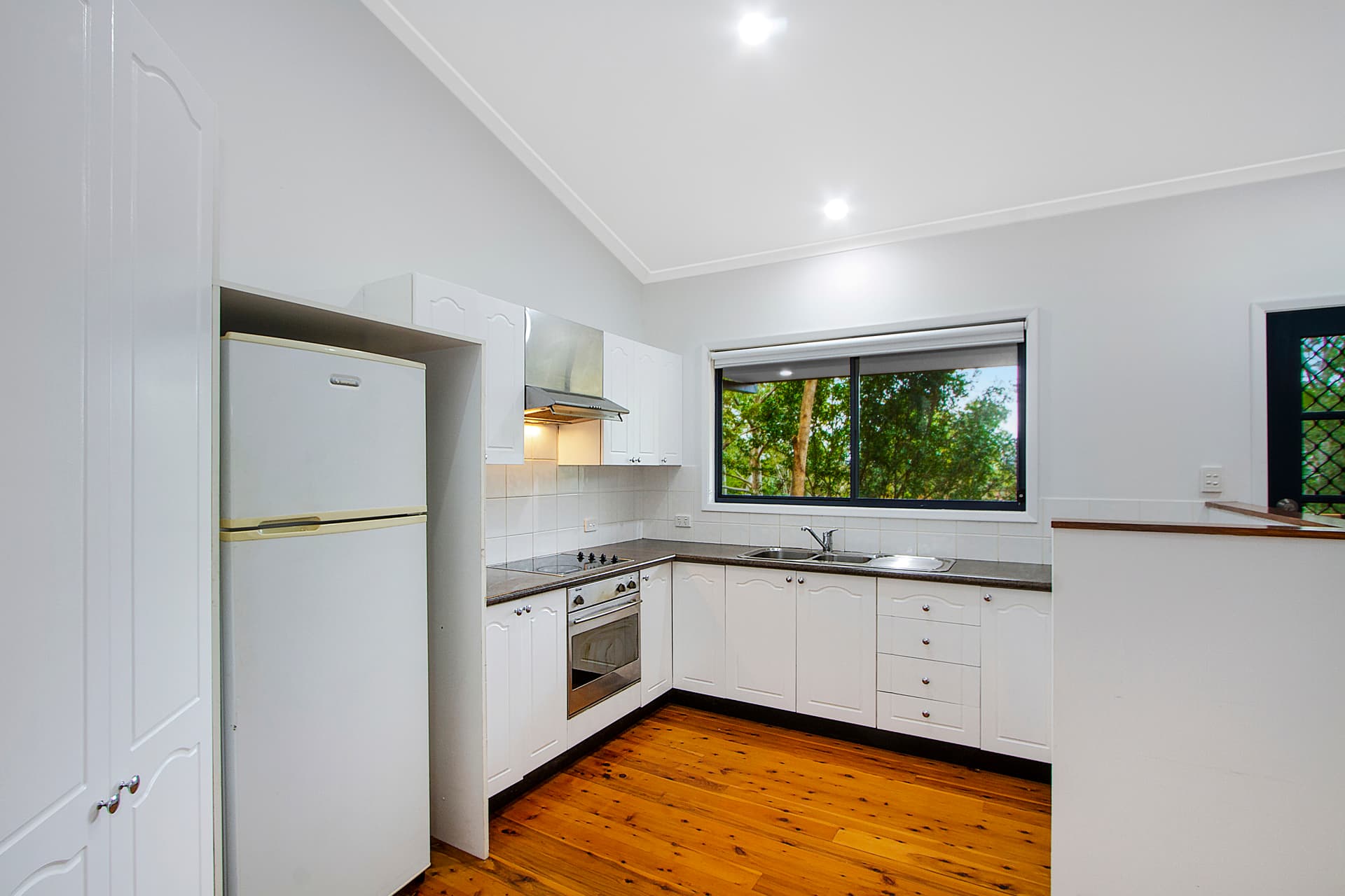 2 Driftwood Avenue, Narara, Narara - Thumbnail 7