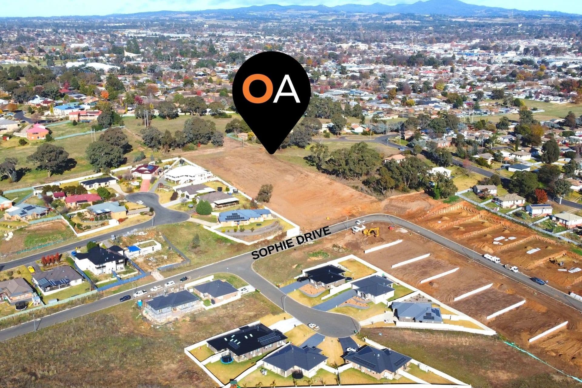Sophie Drive, Orange, Orange - Image 1