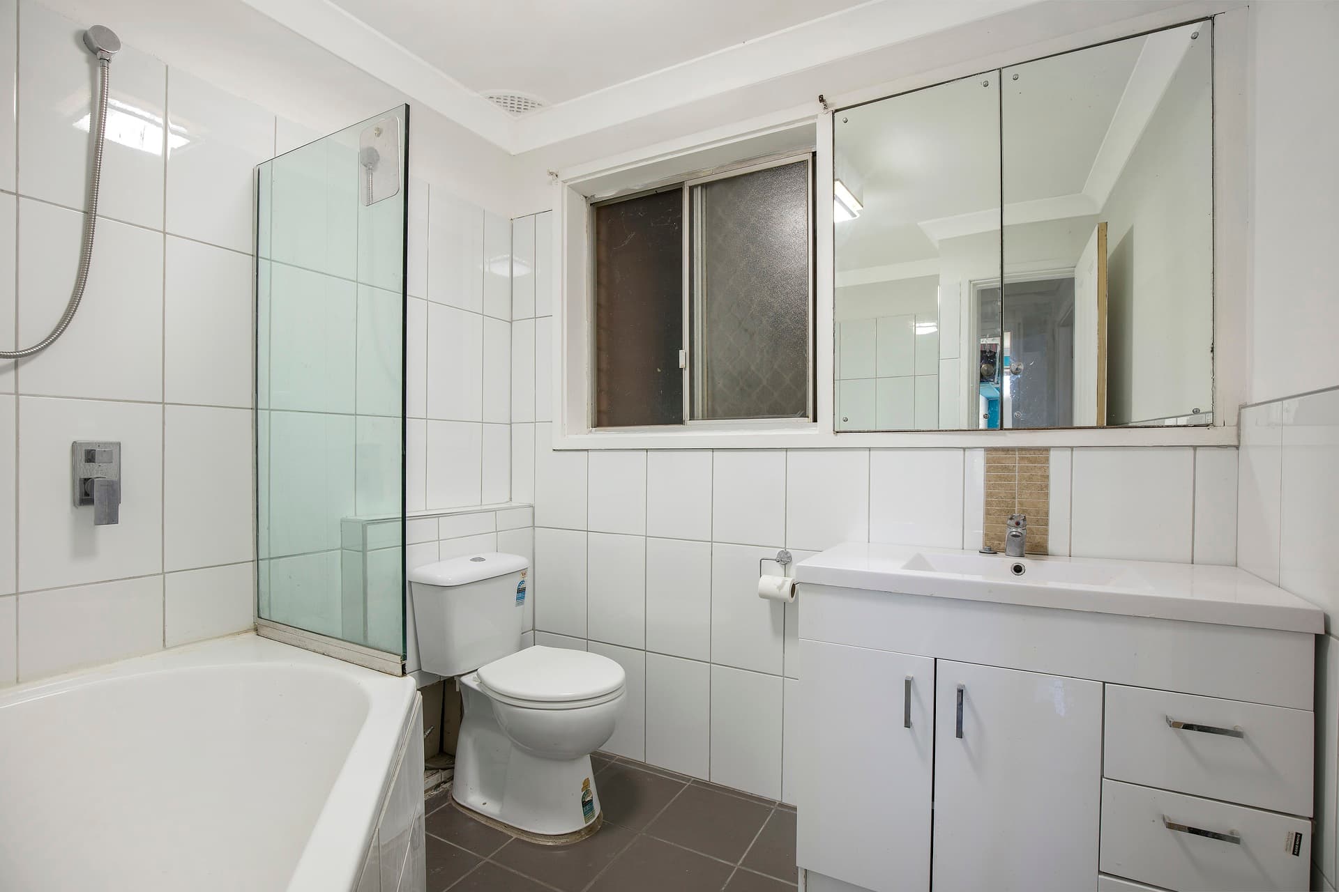 19 Kokoda Terrace, Narara, Narara - Thumbnail 8