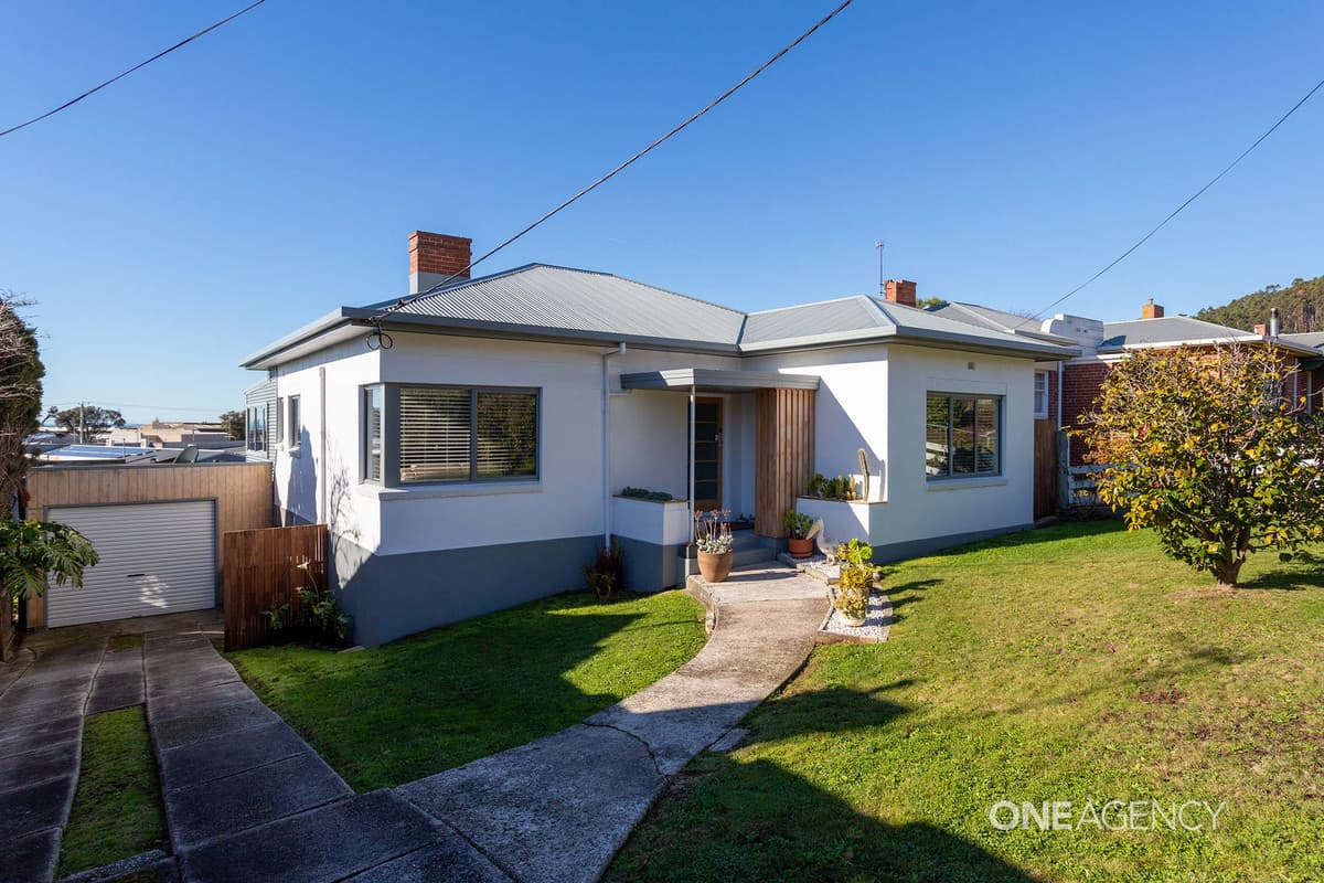 11 Cunningham Street, South Burnie, South Burnie - Thumbnail 2