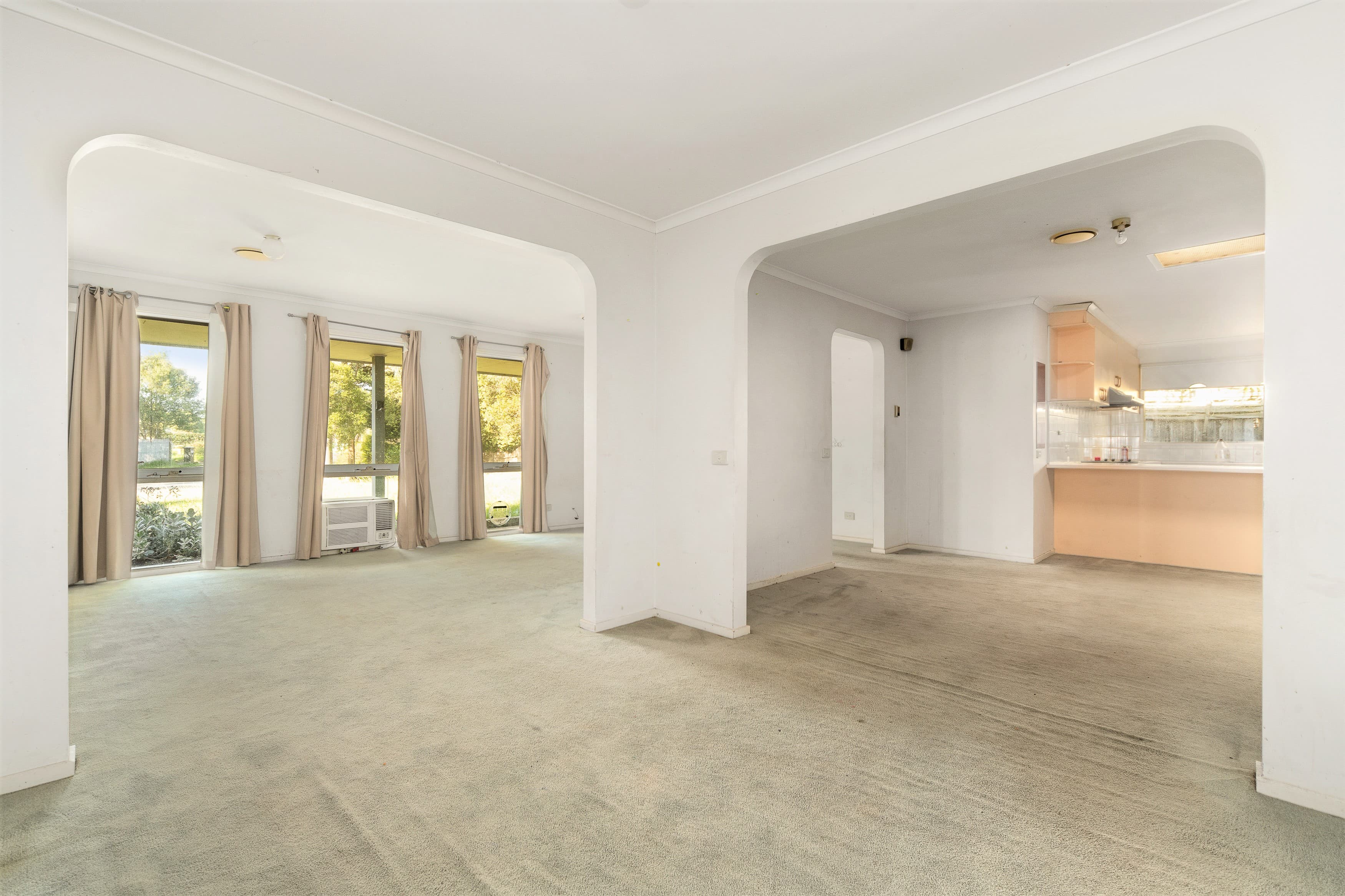 7 Wiltshire Drive, Somerville, Somerville - Thumbnail 3