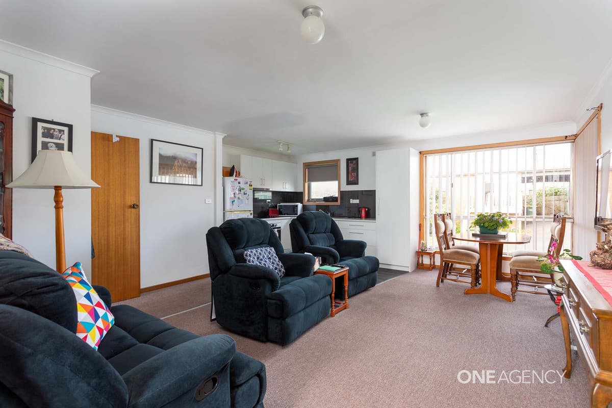 2 / 9 Turnbull Avenue, Upper Burnie, Upper Burnie - Thumbnail 5