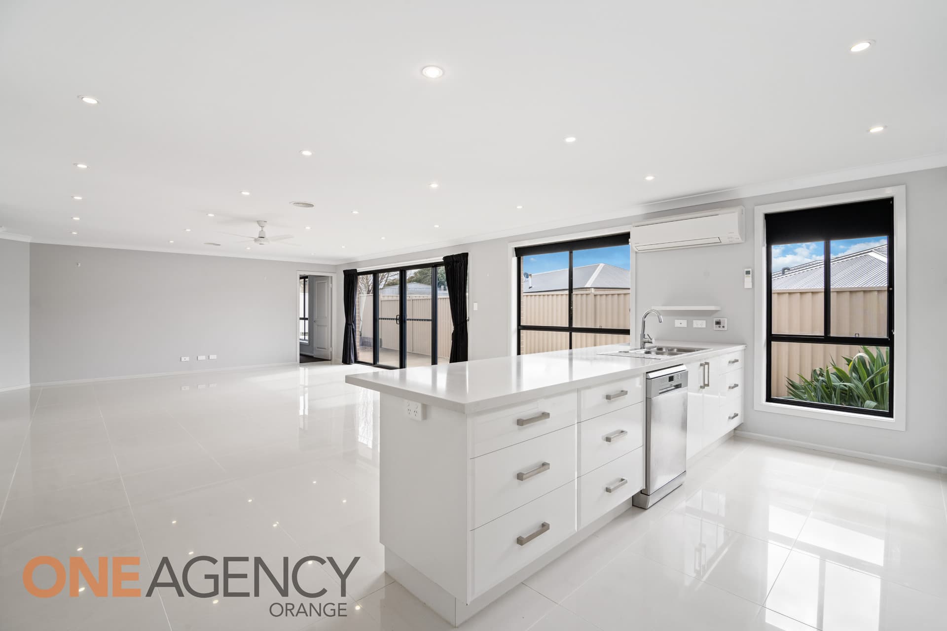 3 Peters Place, Blayney, Blayney - Thumbnail 2
