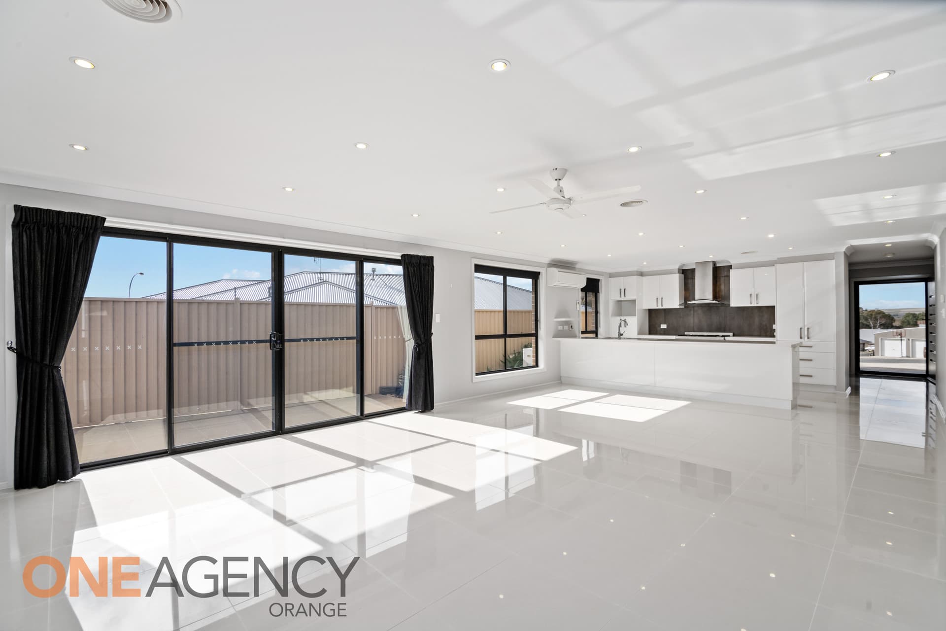 3 Peters Place, Blayney, Blayney - Thumbnail 3