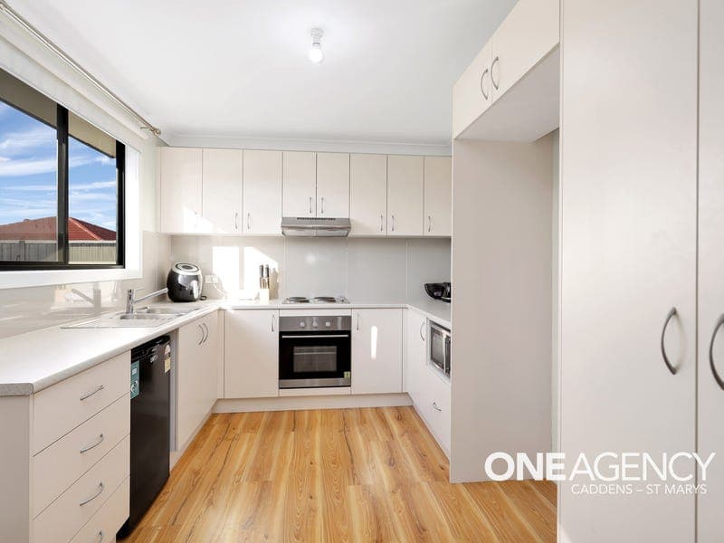 40 Bennett Road, Colyton, Colyton - Thumbnail 6