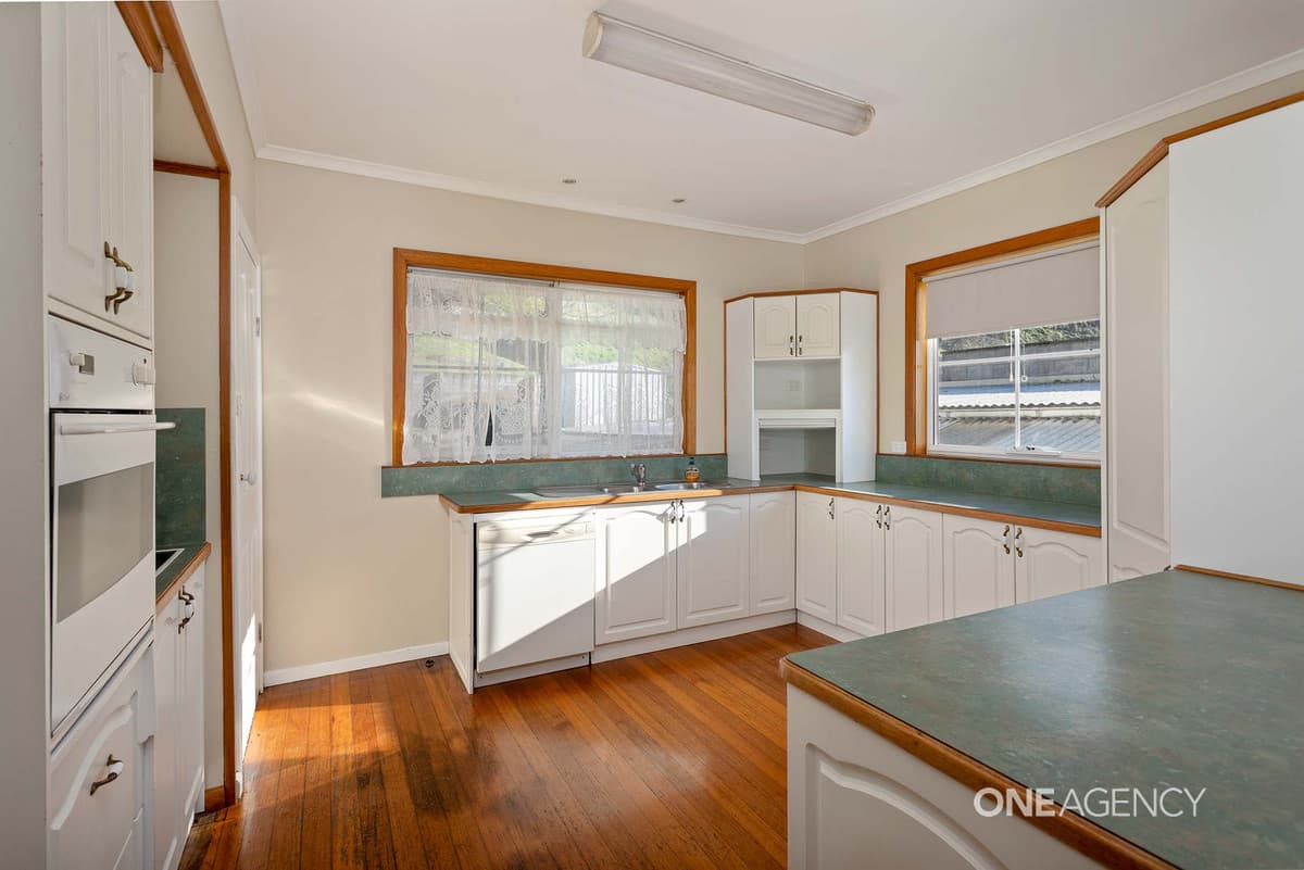 6 Old Surrey Road, Emu Heights, Emu Heights - Thumbnail 4