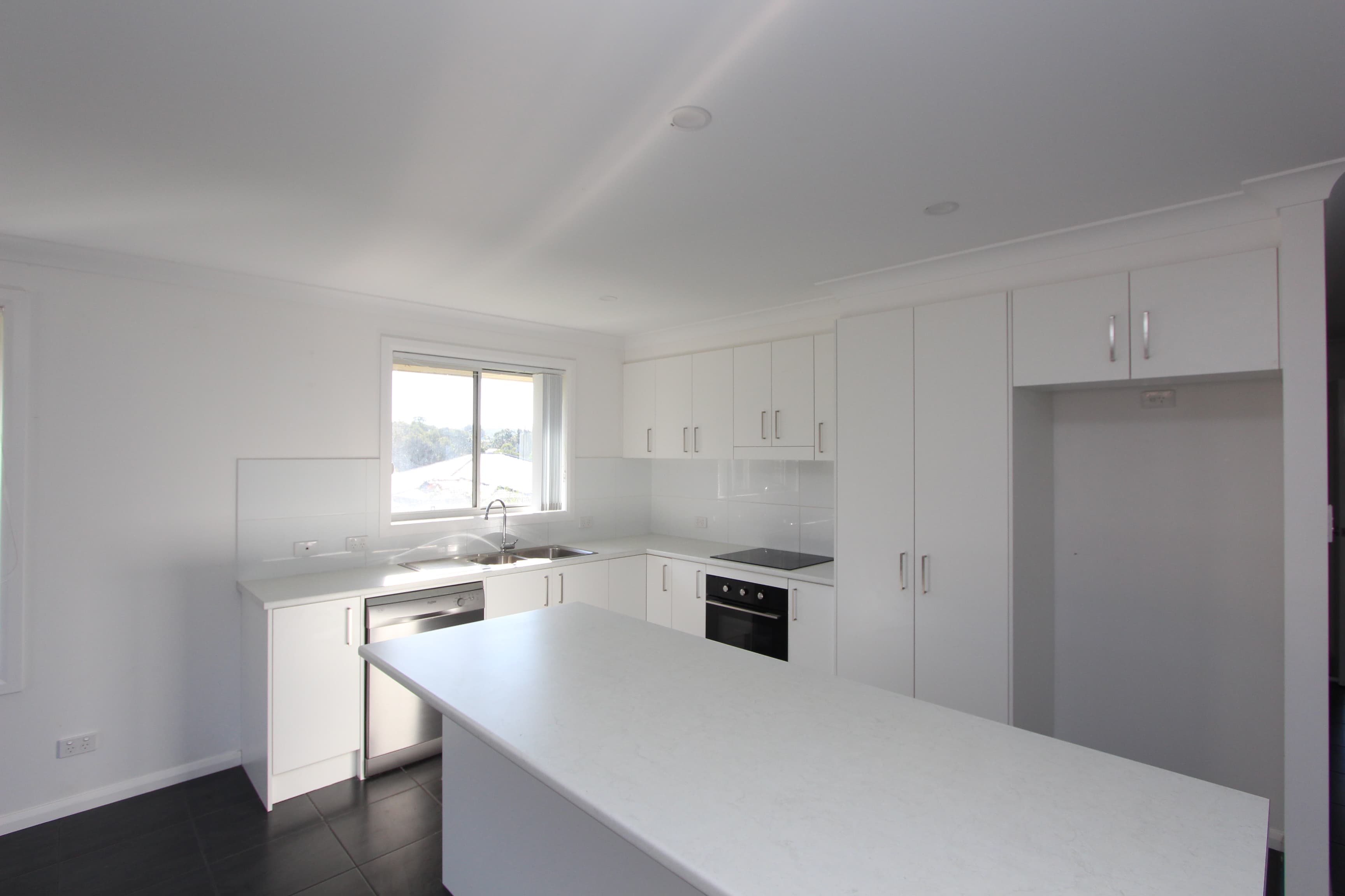 45 Cleone Drive, Kendall, Kendall - Thumbnail 6