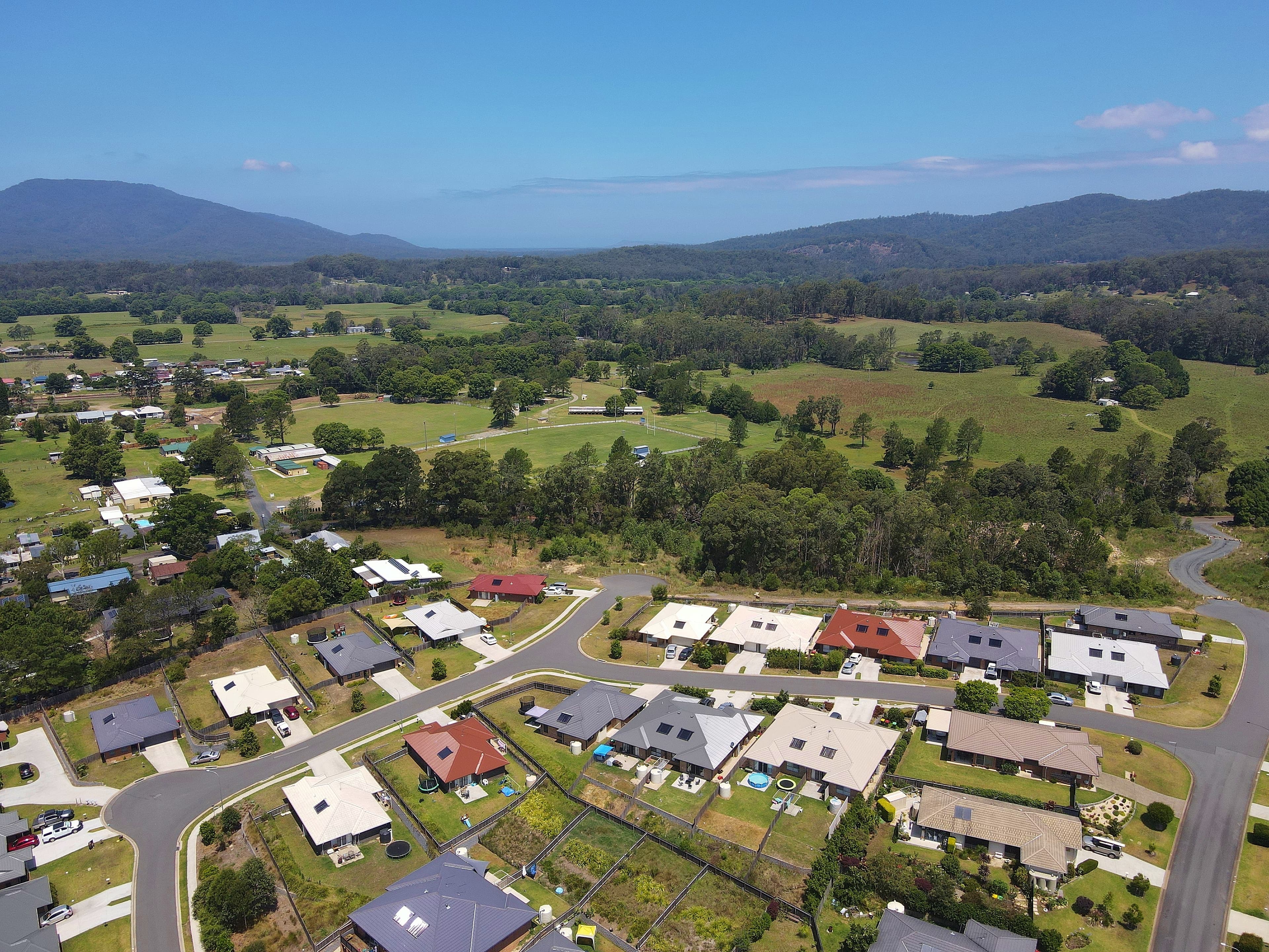 11 Kooroora Ridge, Kendall, Kendall - Thumbnail 2