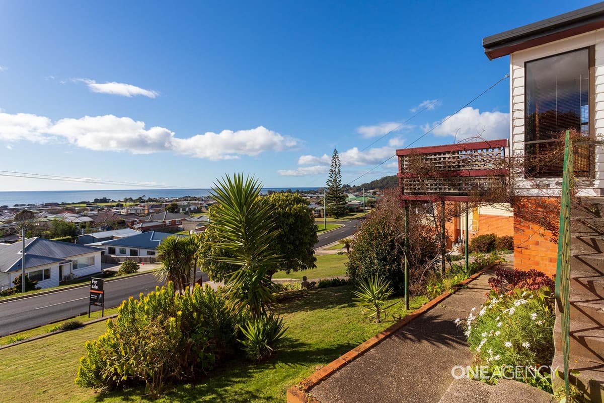 56 Pelissier Street, Somerset, Somerset - Image 1
