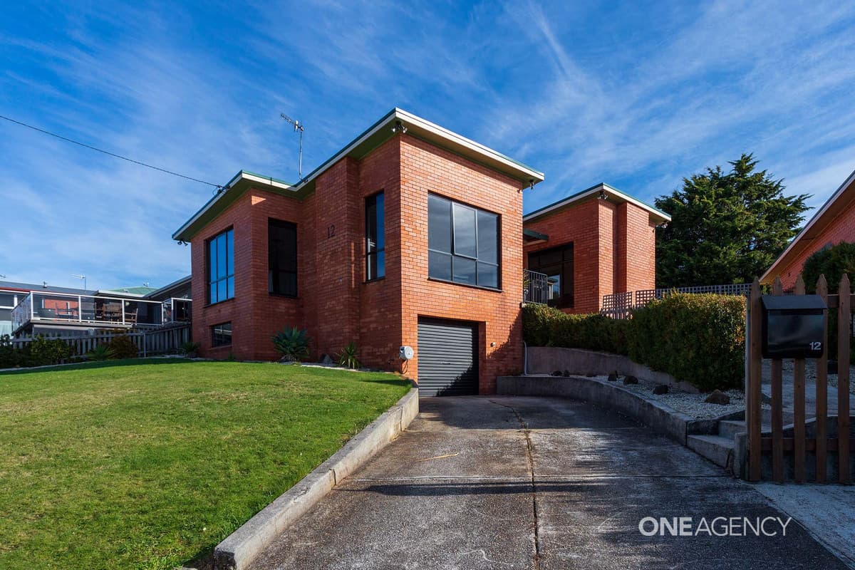 12 Grandview Avenue, Park Grove, Park Grove - Thumbnail 2