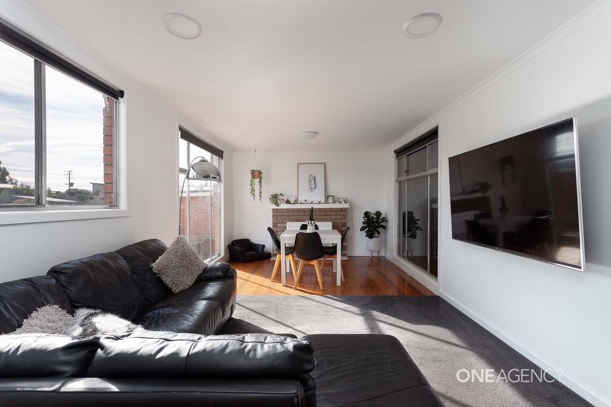 12 Grandview Avenue, Park Grove, Park Grove - Thumbnail 3