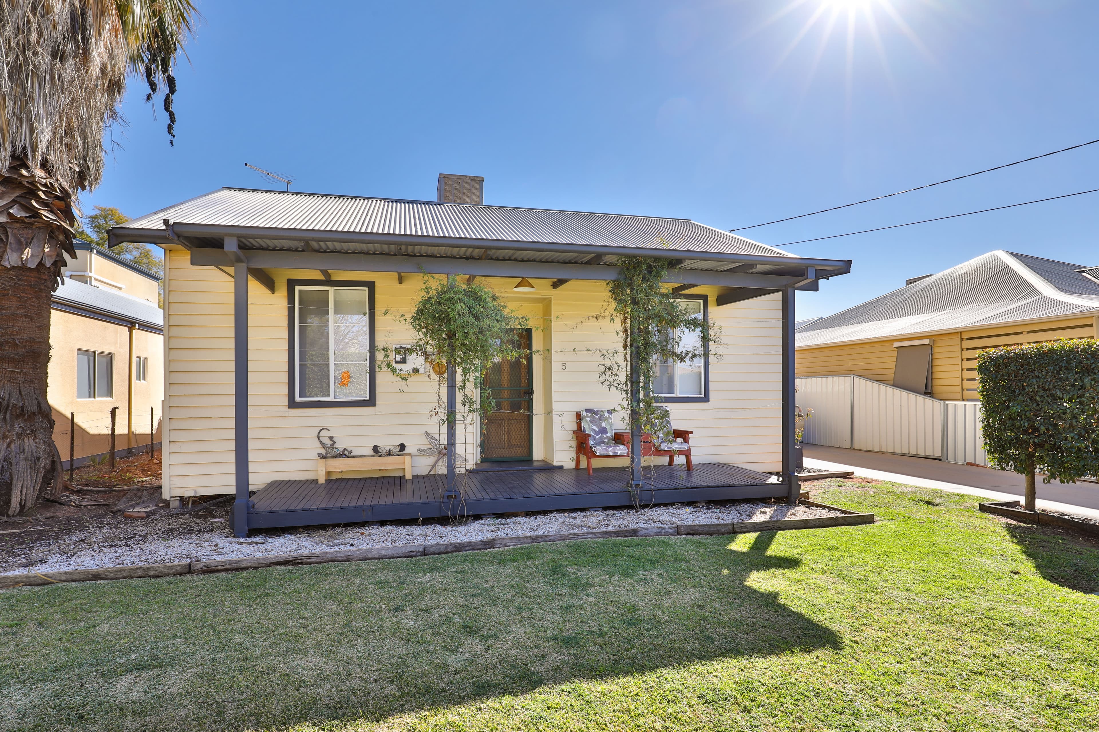 5 Kurrajong Parade, Mildura, Mildura - Image 1