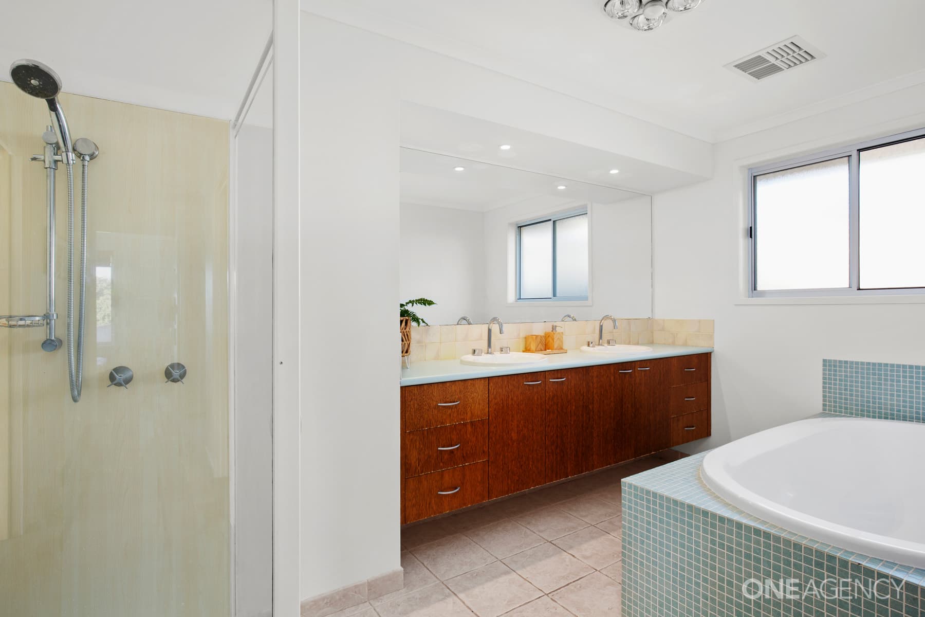 14 Mountain View Court, Prospect Vale, Prospect Vale - Thumbnail 7