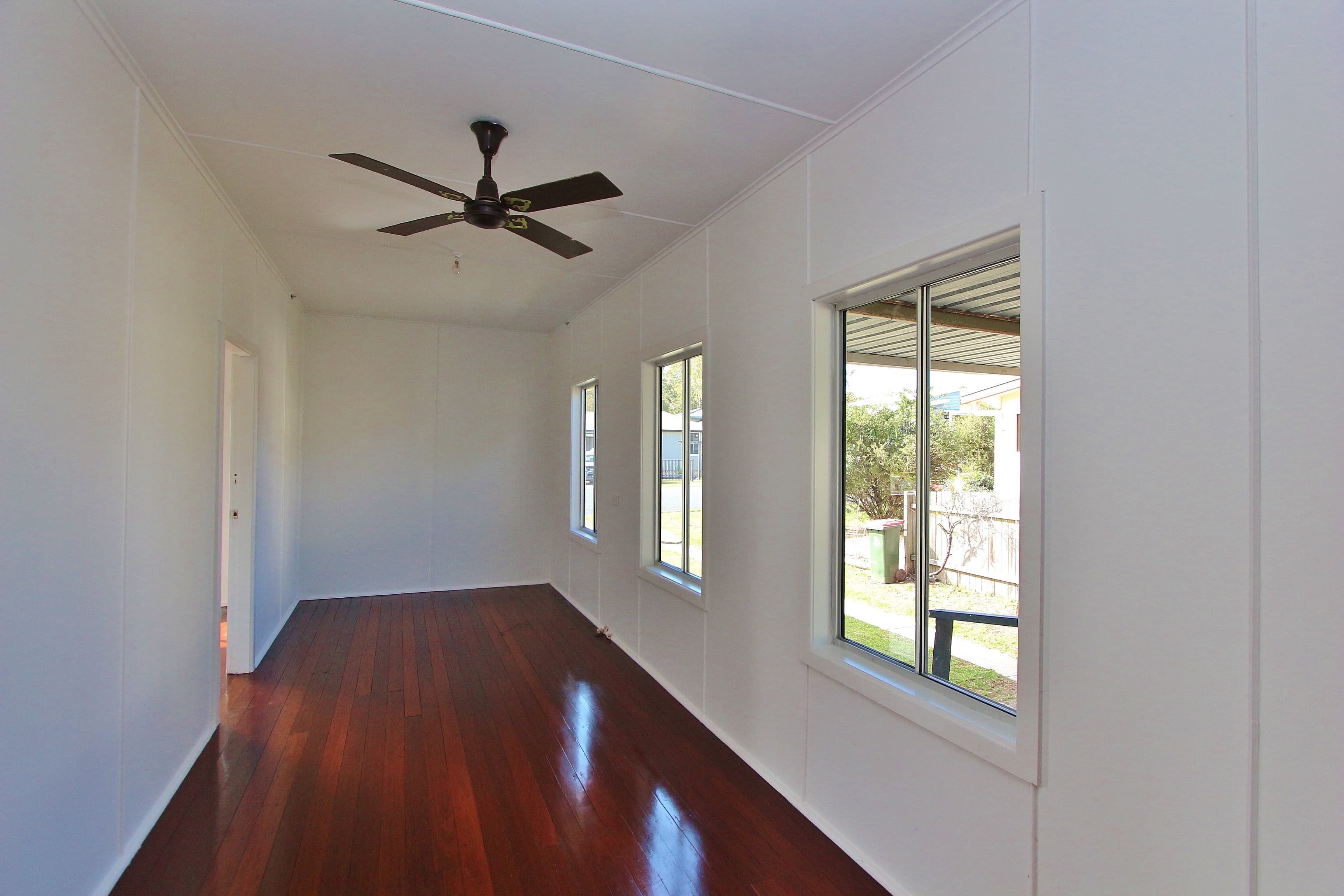 26 Eames Avenue, North Haven, North Haven - Thumbnail 8