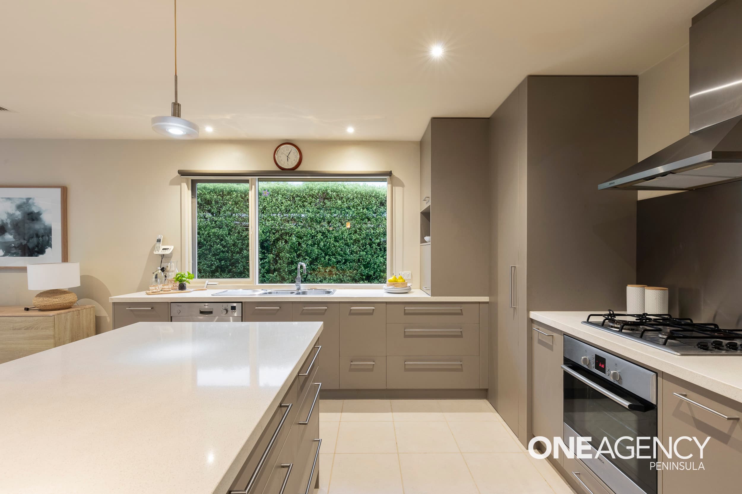 9 Roborough Avenue, Mount Eliza, Mount Eliza - Thumbnail 7