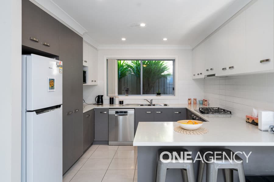 64 KALOONA Drive, Bourkelands, Bourkelands - Thumbnail 3