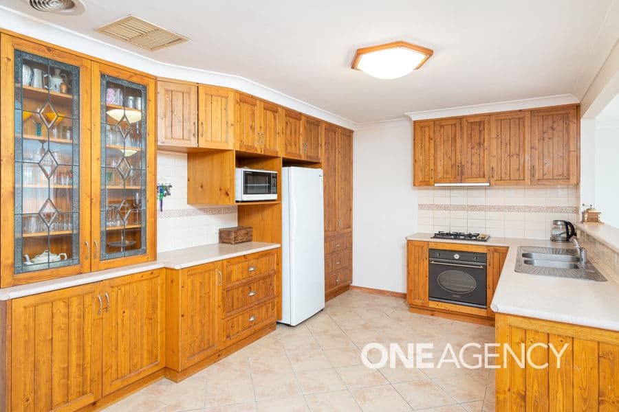 13 NANDINA Avenue, Lake Albert, Lake Albert - Thumbnail 4