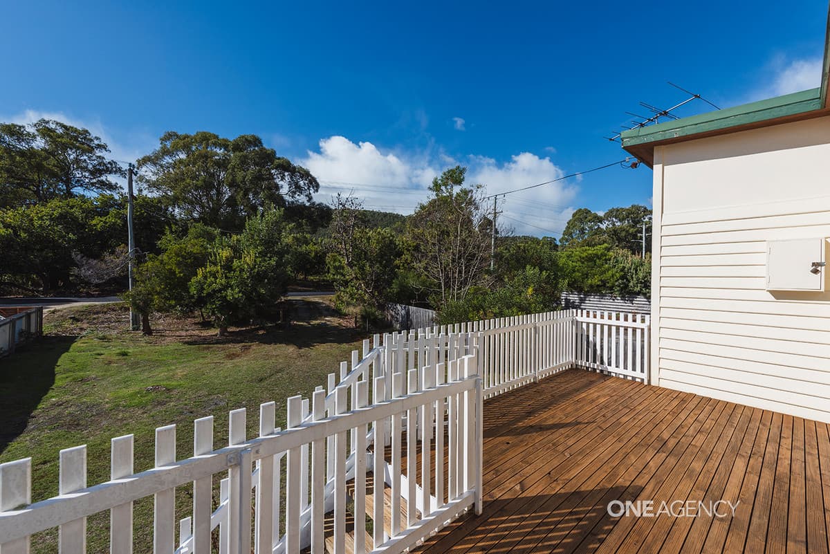 12 Honeysuckle Avenue, Sisters Beach, Sisters Beach - Thumbnail 4