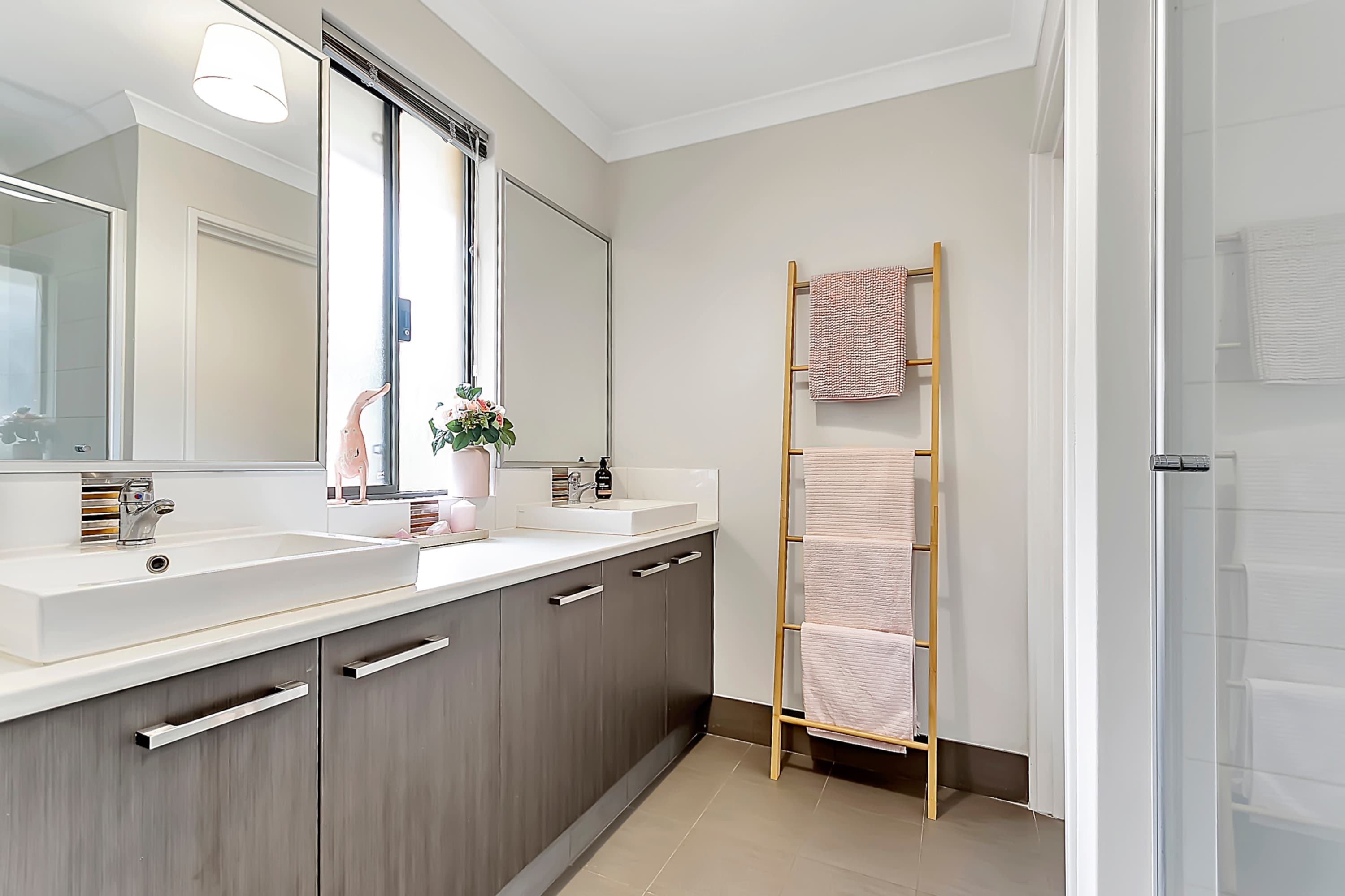 11 Wildwood Mews, Carramar, Carramar - Thumbnail 5