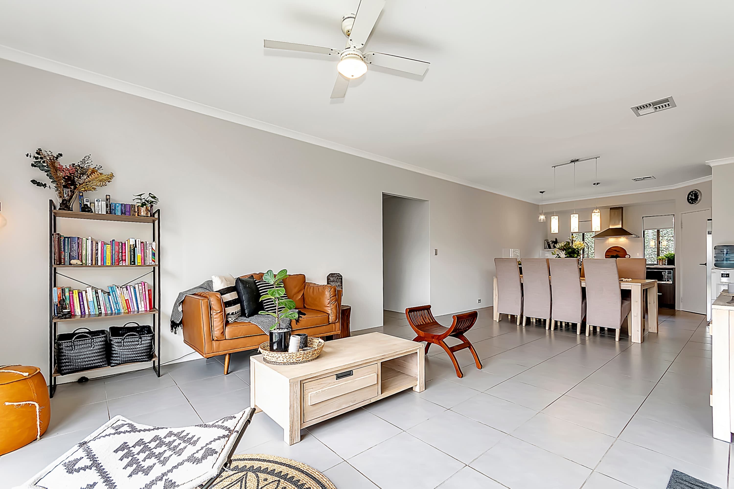 11 Wildwood Mews, Carramar, Carramar - Thumbnail 8