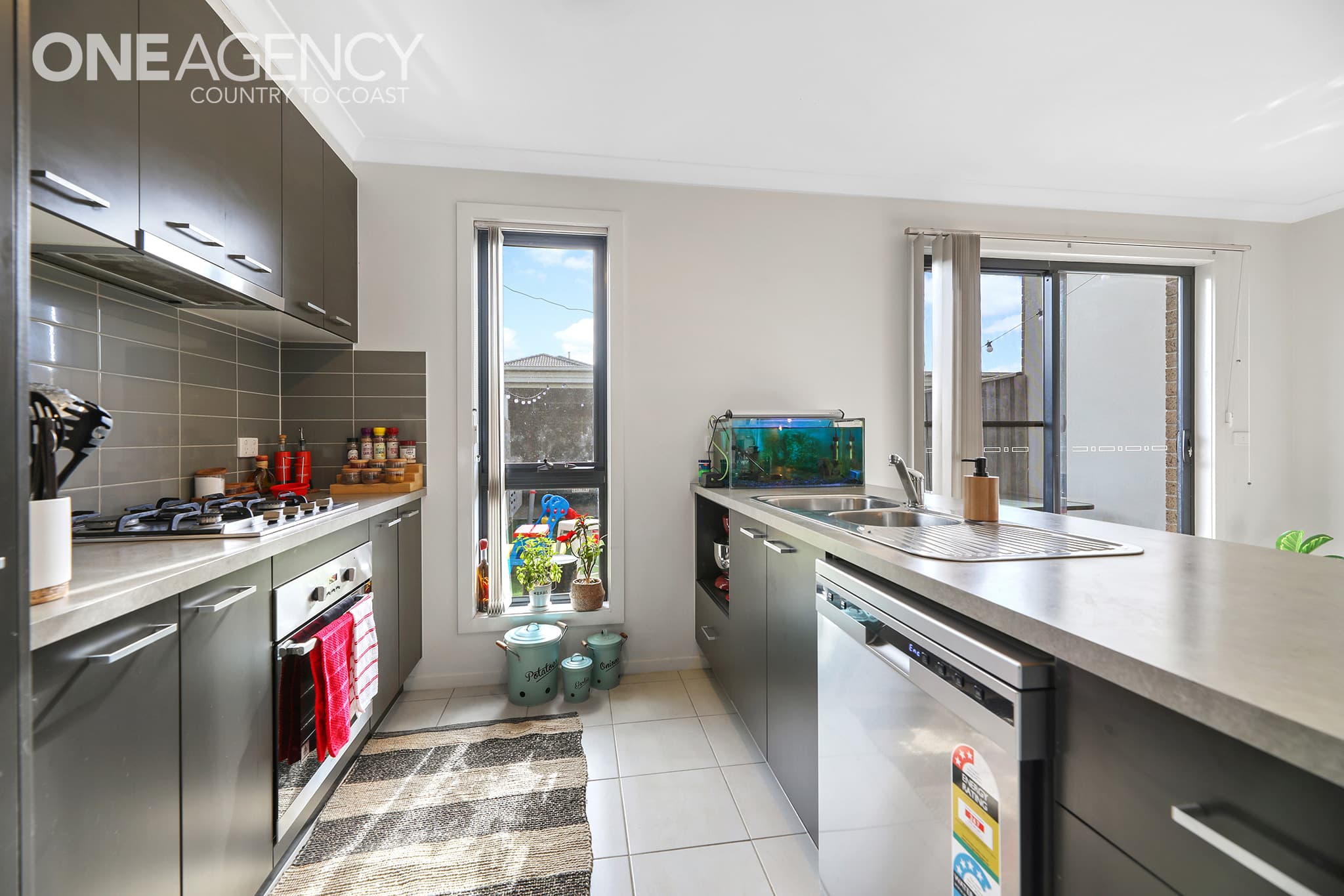 74 Green Gully Road, Clyde, Clyde - Thumbnail 2