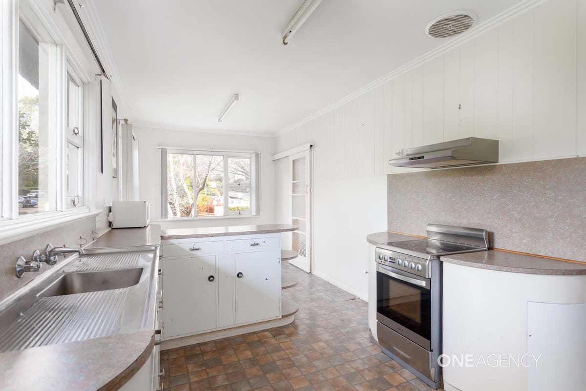 59 West Park Grove, Park Grove, Park Grove - Thumbnail 2