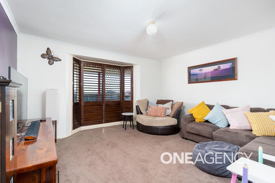 6 NUNKERI Street, Glenfield Park, Glenfield Park - Thumbnail 2