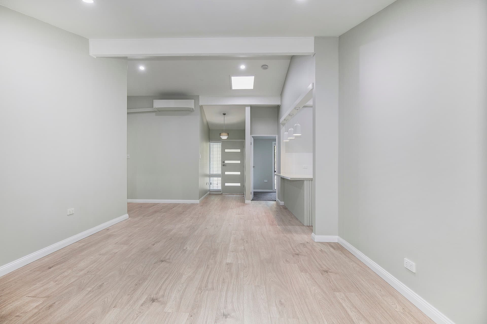 210 Brisbane Water Drive, Point Clare, Point Clare - Thumbnail 6