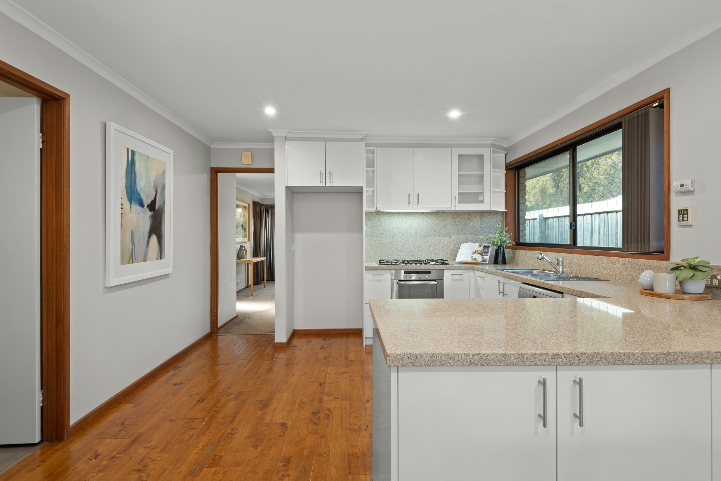 102 Coppards Road, Whittington, Whittington - Thumbnail 5