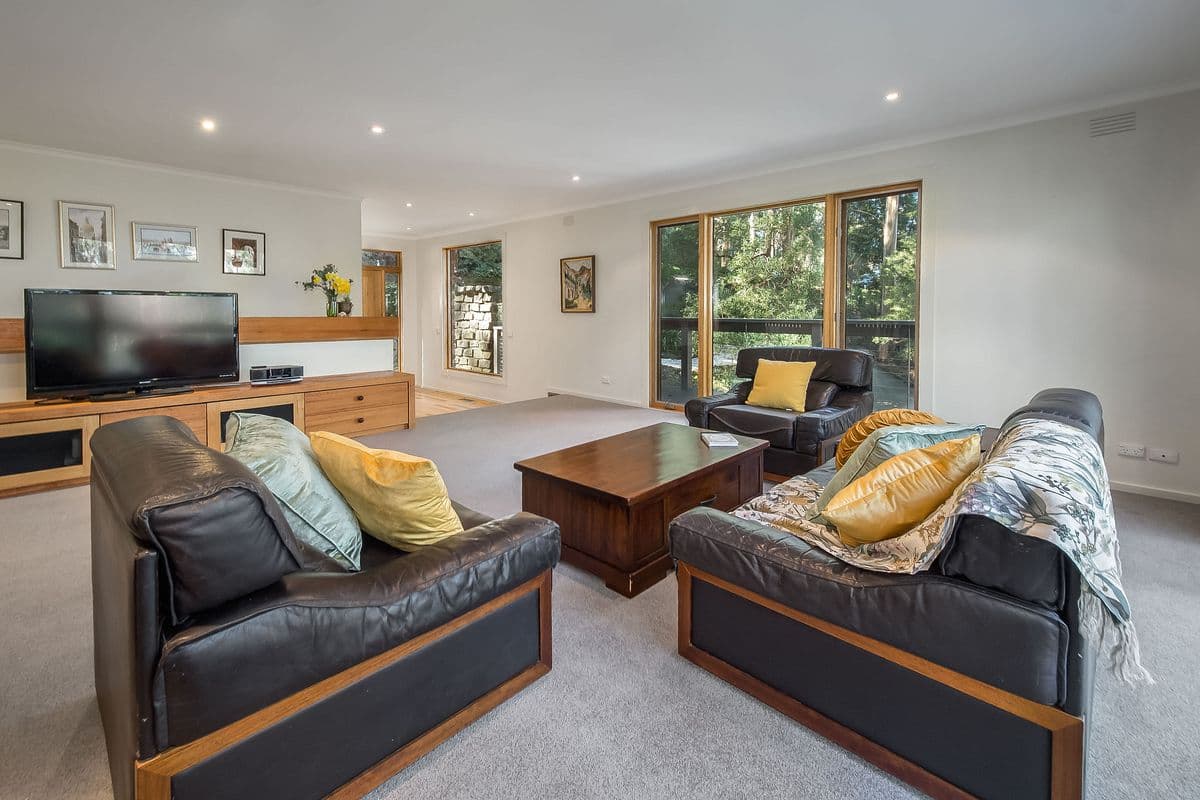 1 Elliott Road, Upwey, Upwey - Thumbnail 5