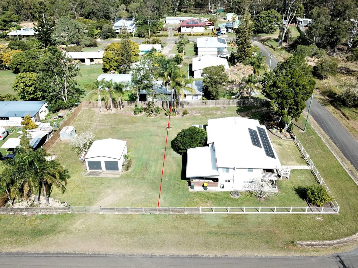 24 Beaufort Street, Howard, Howard - Thumbnail 2