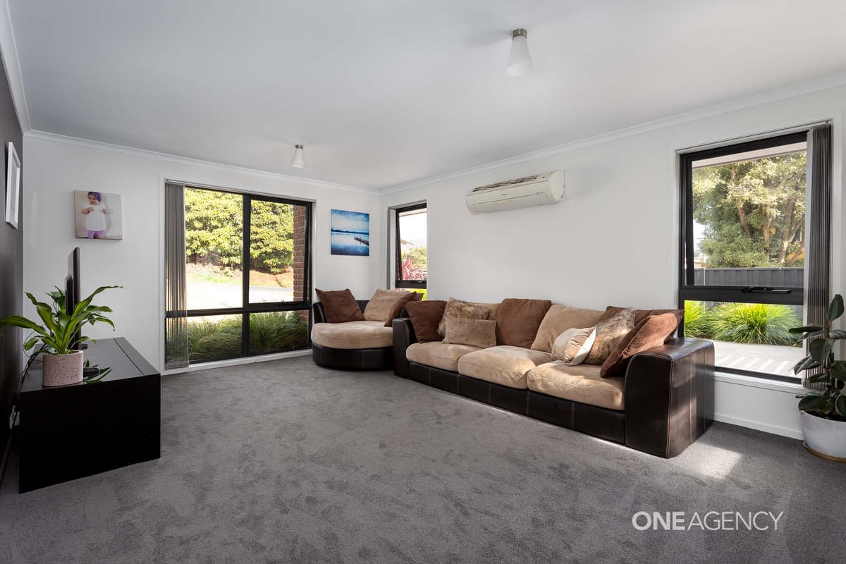 23 South Road, Penguin, Penguin - Thumbnail 2