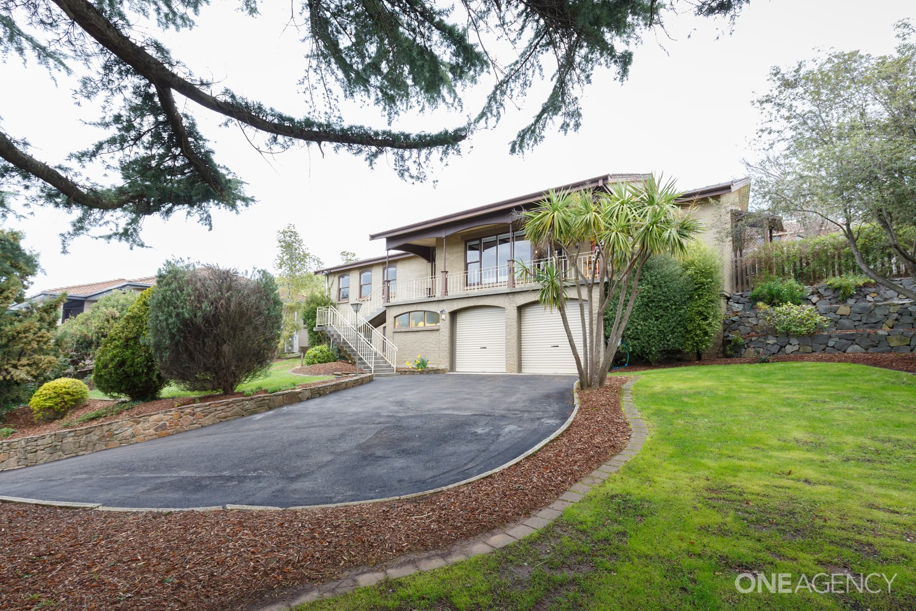 71 Riverside Drive, Riverside, Riverside - Image 1